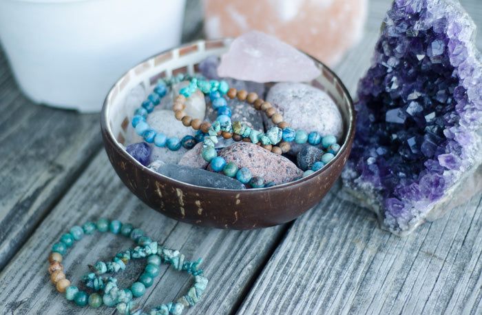 The Power of Crystal Jewelry: Embracing Magic