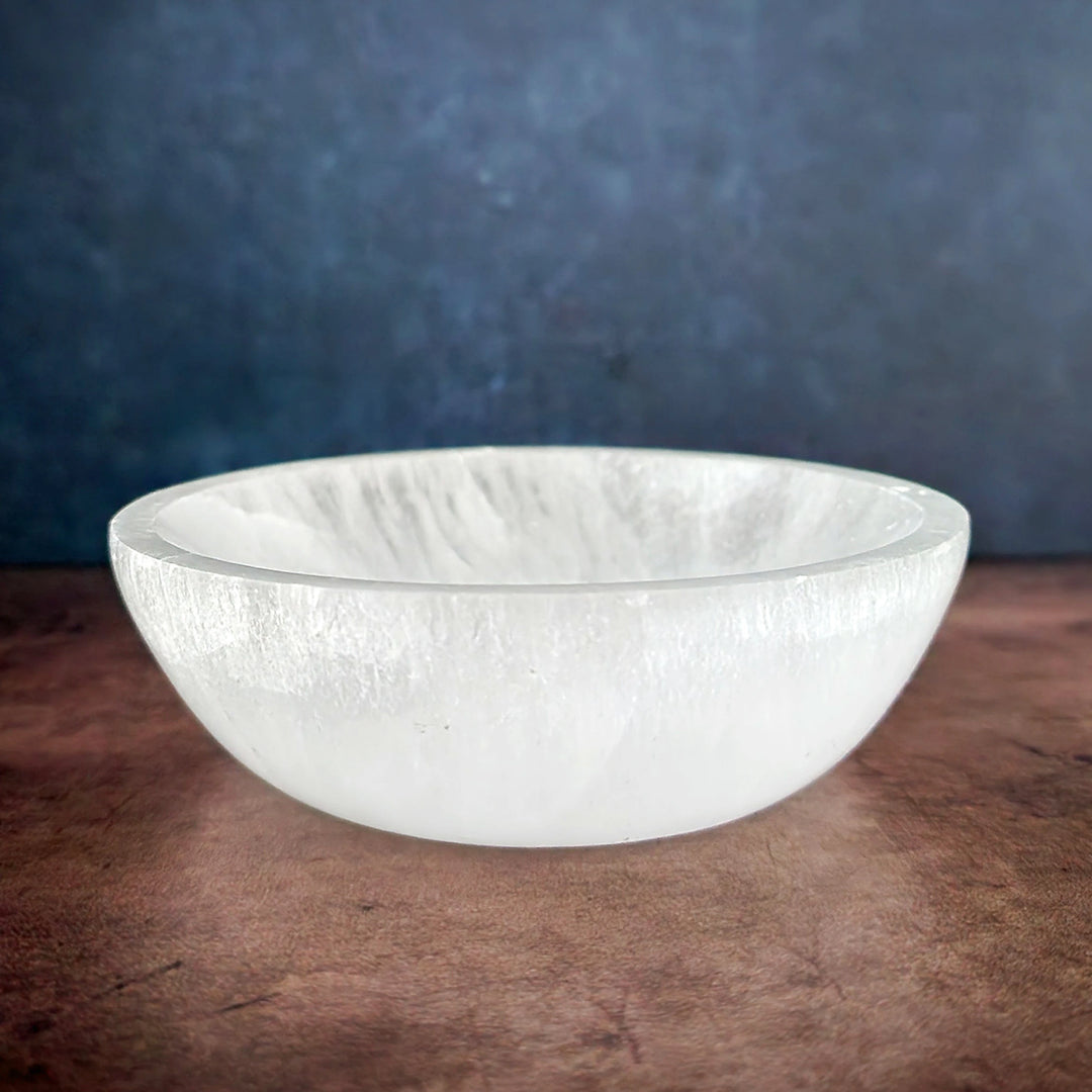 Selenite Crystal Bowl for Purification, Peace and Meditation - Art Of The Root